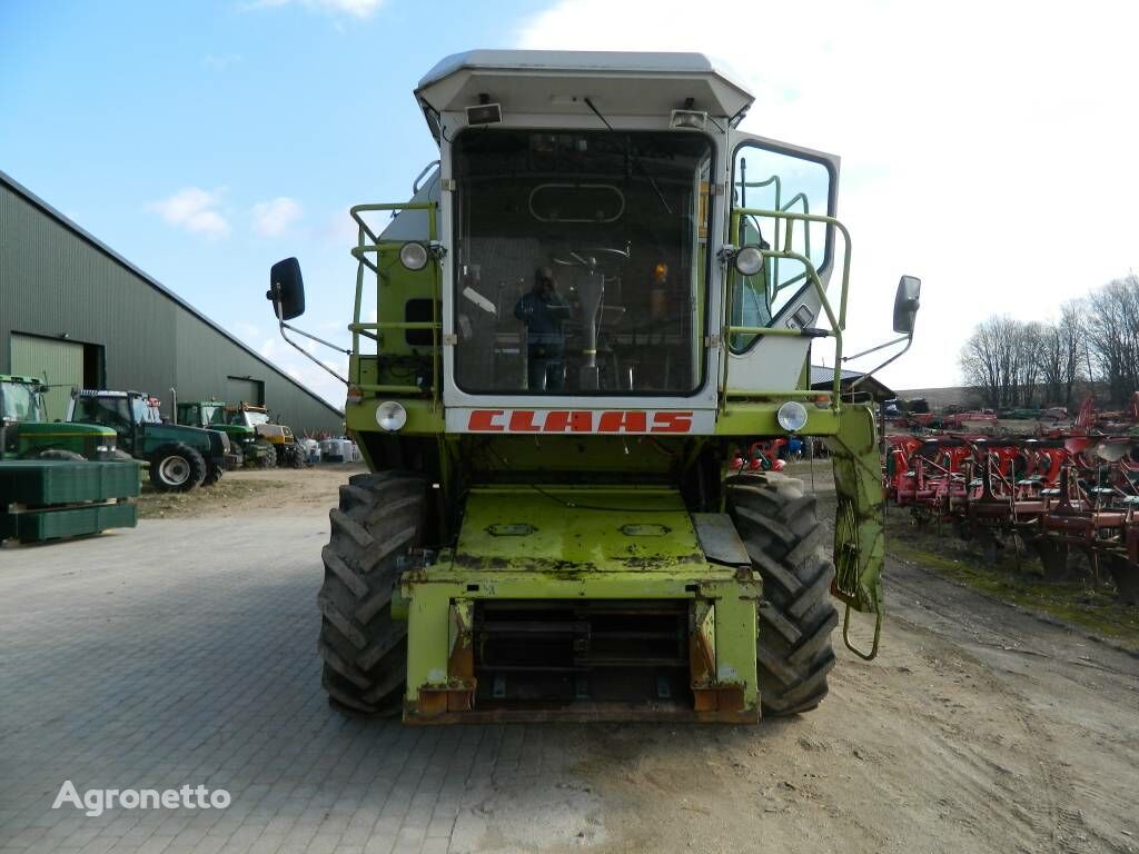 Claas Dominator 86 cosechadora de cereales