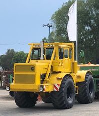 Kirovets K 700 A  tractor de ruedas