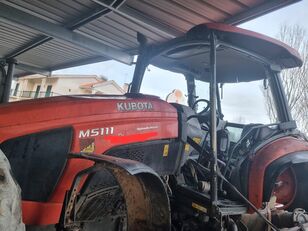 Kubota M5111 tractor de ruedas para piezas